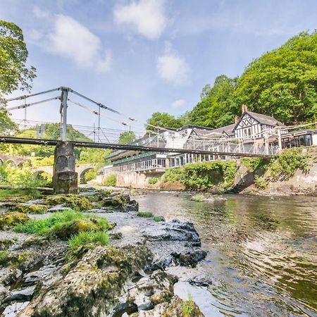 The Chainbridge Hotel Llangollen Exterior foto