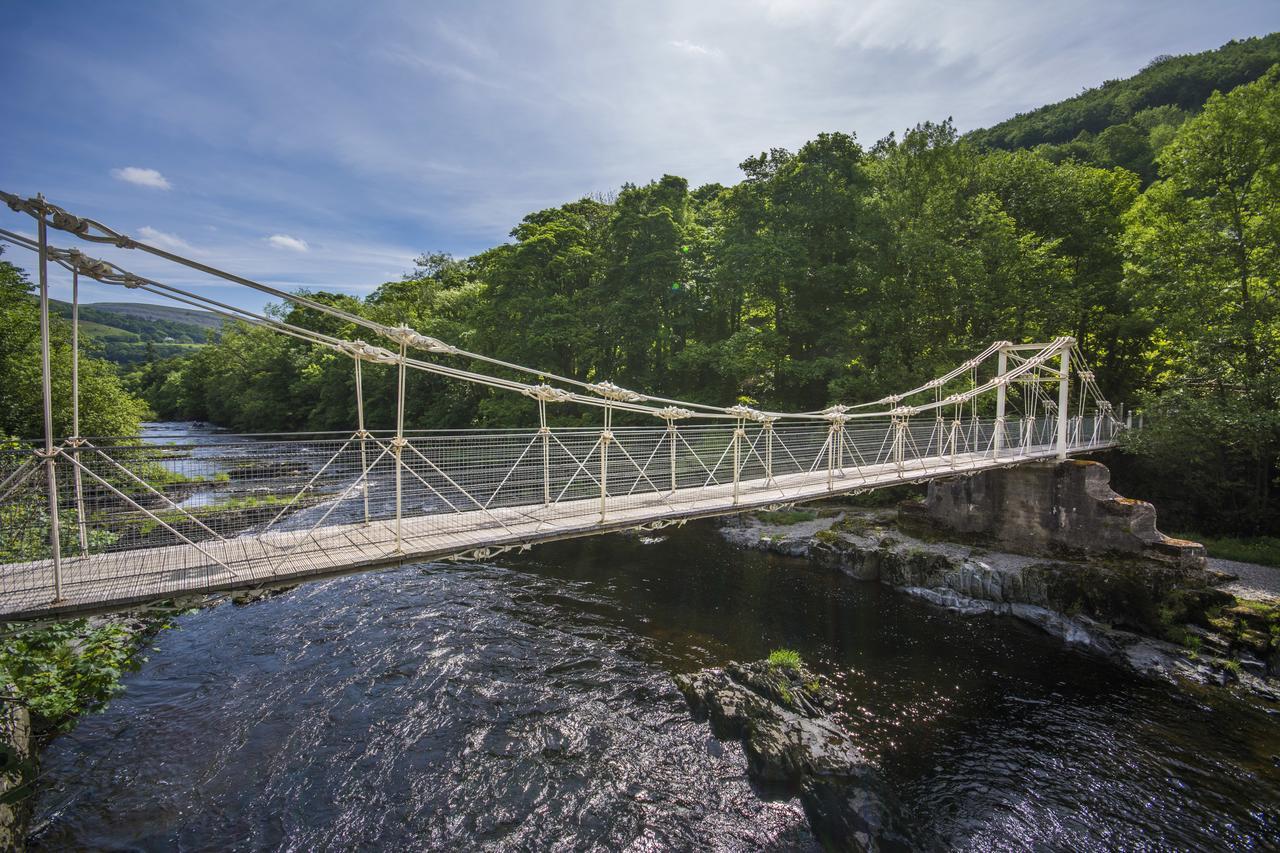 The Chainbridge Hotel Llangollen Exterior foto